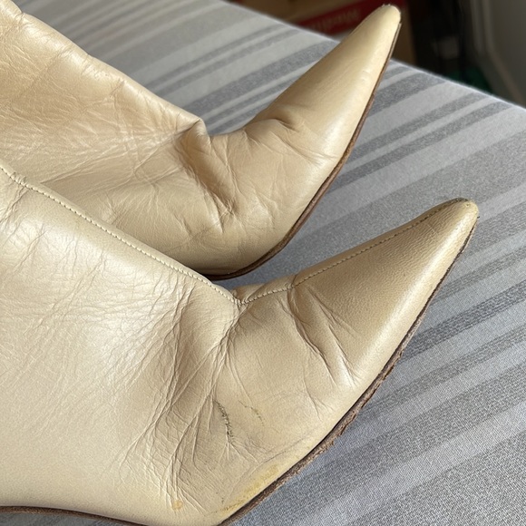 JIMMY CHOO HEELED BOOTS. Sz 37.5 (approx 7). Tan. Zip up back. See all photos! - Picture 4 of 16